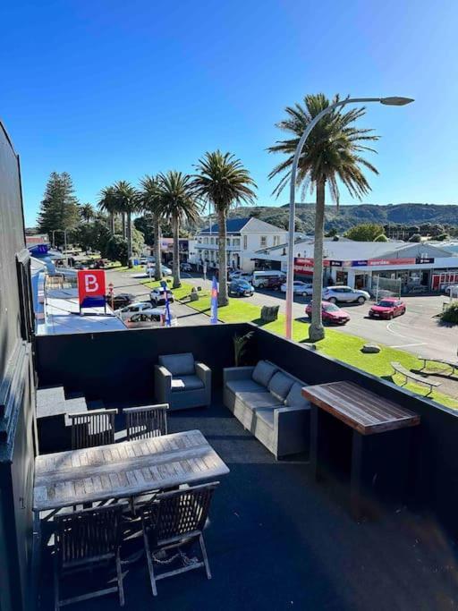 Rooftop Apartment In Cbd ラグラン エクステリア 写真